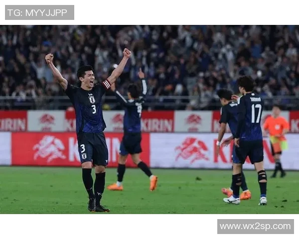 足球巨星亮相日本引发球迷狂热助推当地足球氛围升级 足球巨星亮相日本引发球迷狂热助推当地足球氛围升级