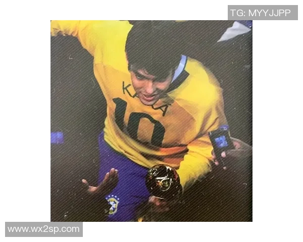 足球球星帅气头像集锦 展现足坛风采与魅力完美结合