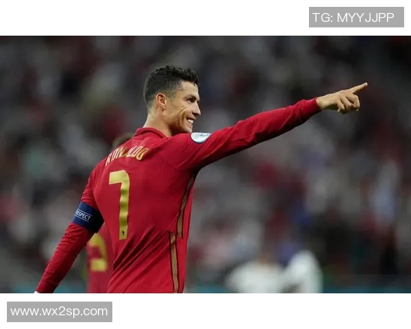 足坛巨星引领风潮 从梅西到C罗的巅峰传奇与未来发展趋势 足坛巨星引领风潮 从梅西到C罗的巅峰传奇与未来发展趋势